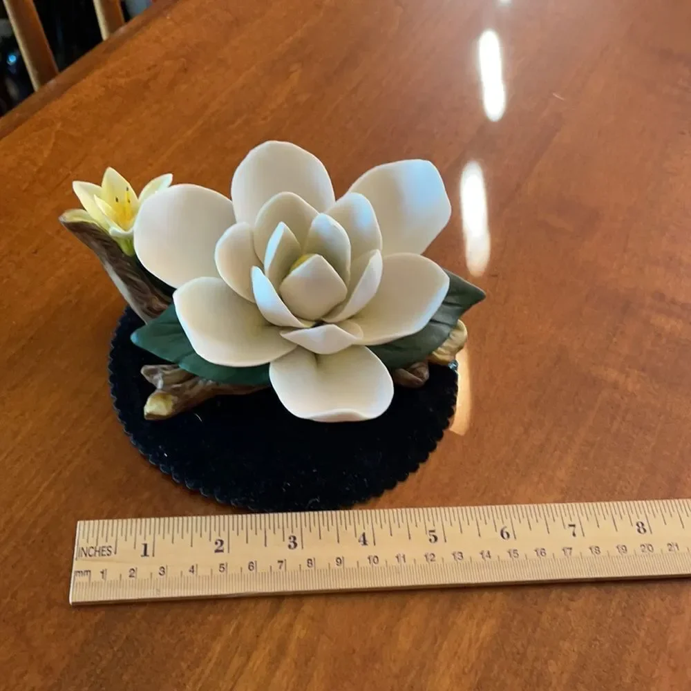 Napoleon Italy Porcelain Magnolia Flower
